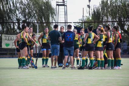 Hockey Femenino: Las Cañas venció a la Universidad de La Plata “D” y sigue arriba